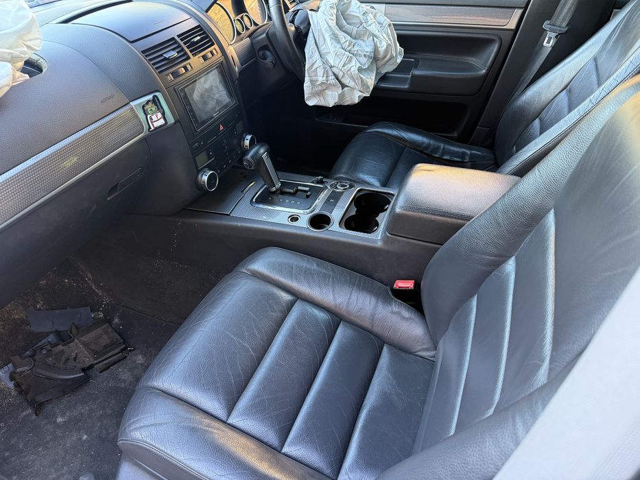 Розборка Volkswagen Touareg,тоурег 2 3.0 bks,запчастини,двигун