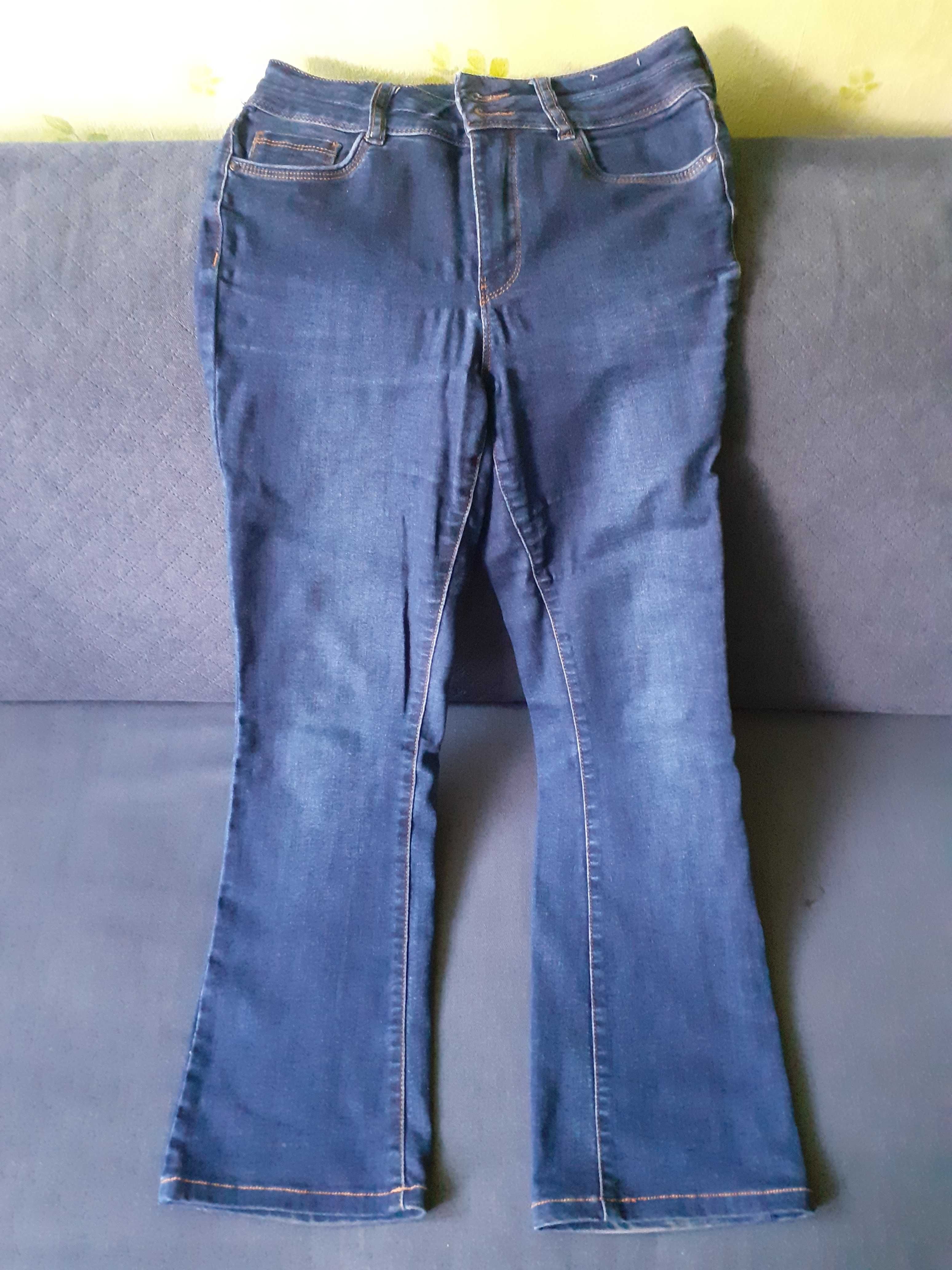Spodnie jeansy dżinsy F & F – rozmiar 34