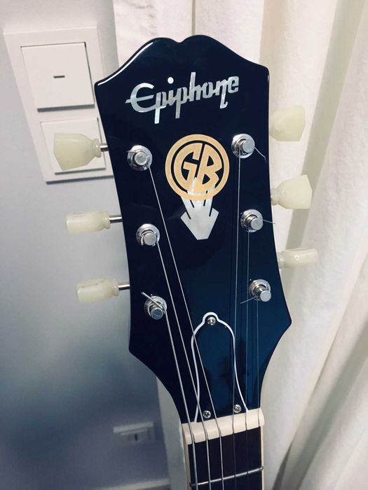 Epiphone ES335 п/акустика 2022 дизайн Tom Delonge 1 хамбекер+кейс GEWA