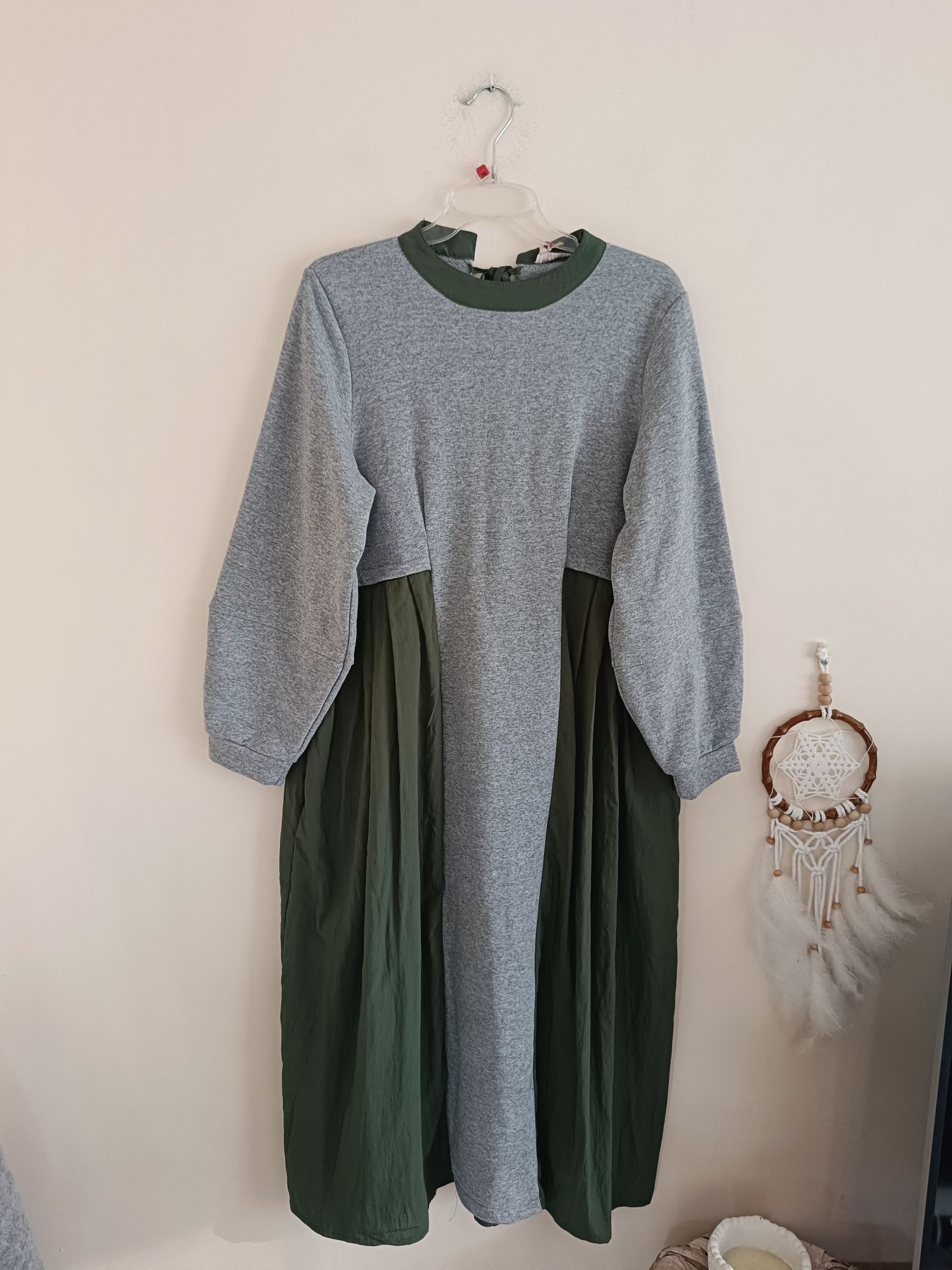 Sukienka midi szara, khaki