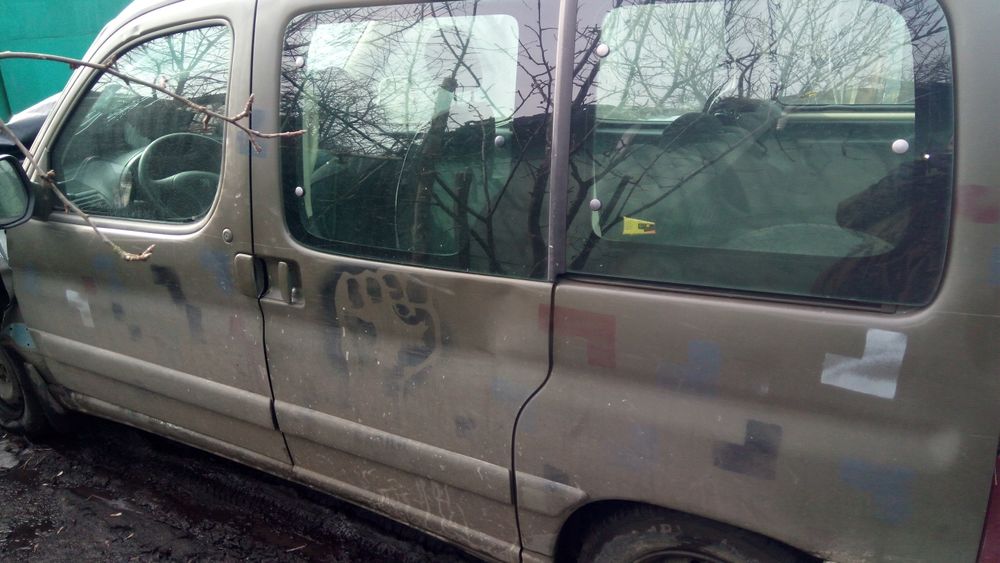 Торпеда Пежо партнер.