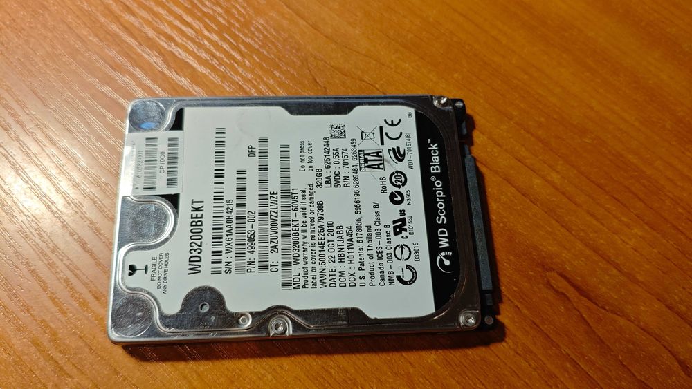 Продается жёсткий диск Western Digital HDD 320Gb для ноутбука.