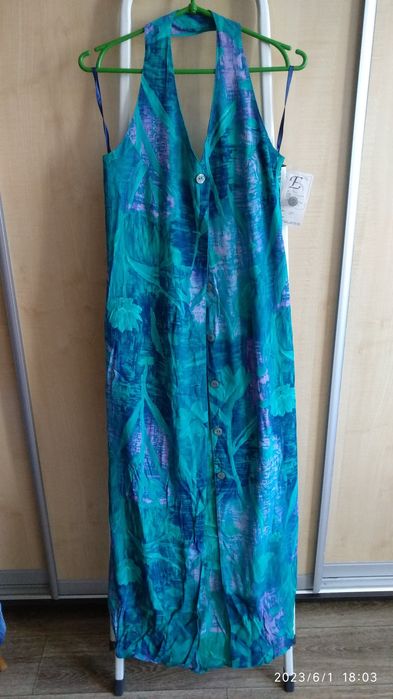 Сарафан з віскози, з відкритою спиною