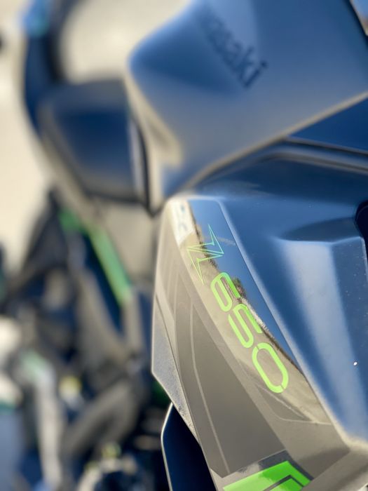 Kawasaki Z650 – 2022 – Muitos Extras