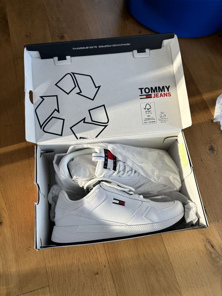 Buty sneakersy męskie tommy hilfiger 40 nowe