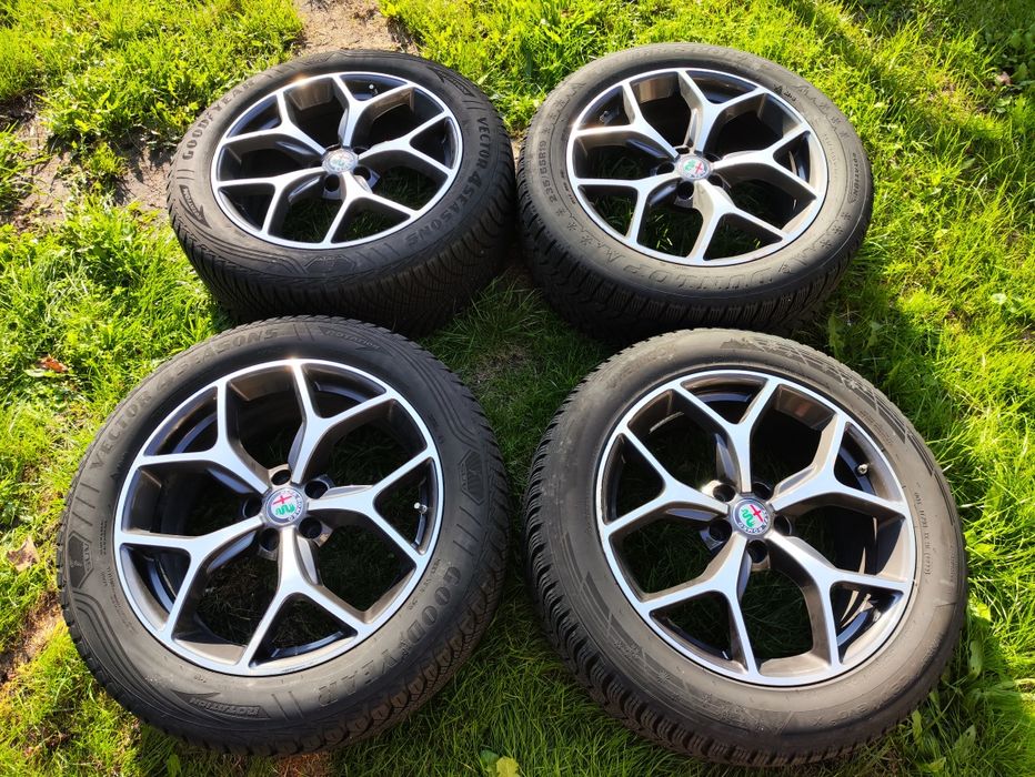 Kola felgi opony 19 Alfa Romeo Stelvio 5x110 235/55/19 wielosezon