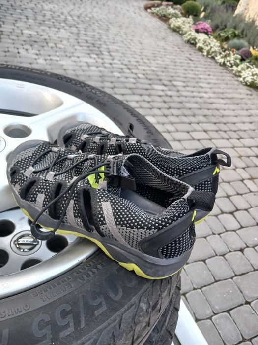 Сандалі McKinley Cayman р. 35 та 36 р