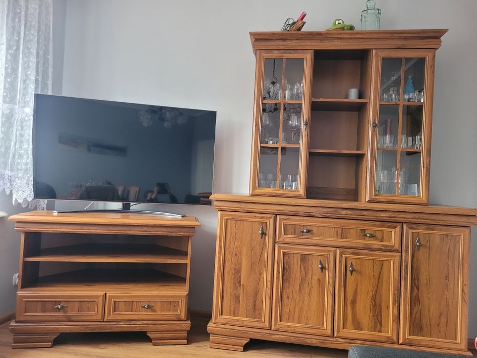 Kredens i komoda, zestaw mebli dębowych idealnych do salonu Promocja !