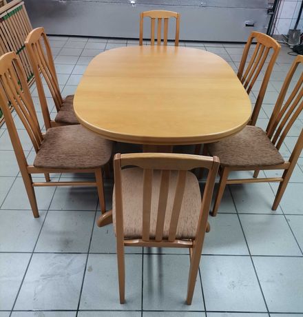 Stół drewniany, rozsuwany, 130x95, 6 krzeseł (komplet)