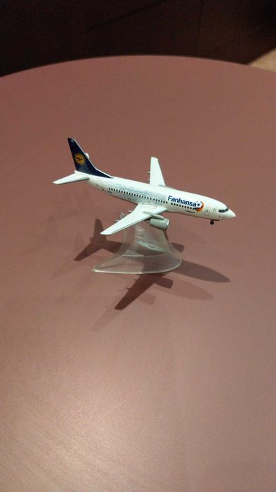 модель самолета airlines