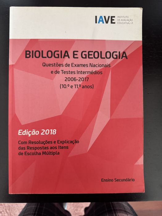 Livro preparação exame biologia e geologia edição 2018