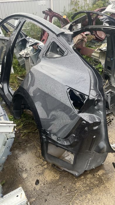 Четверть сапожок поріг стійка Tesla Тесла 3 Y S