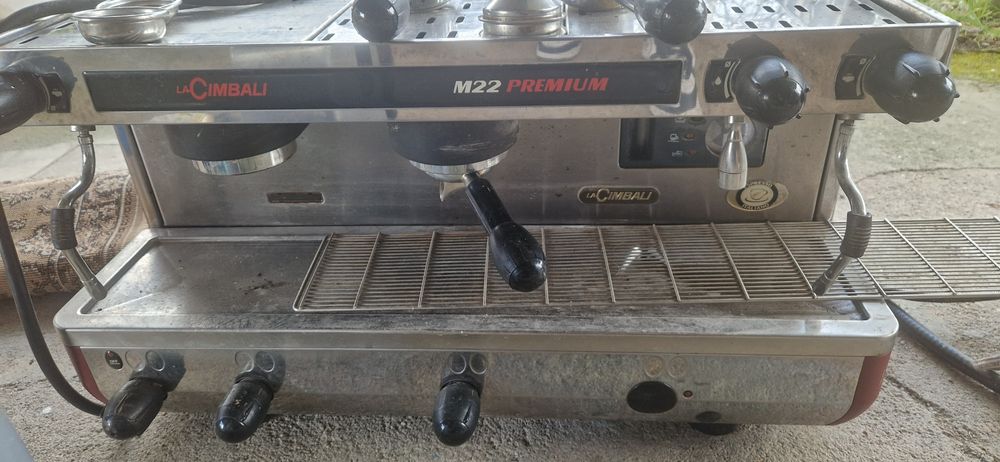 Maquina cafe profissional La Cimbali M22 Premium