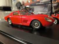 Ferrari 275 GTB4 1:24 Bburago