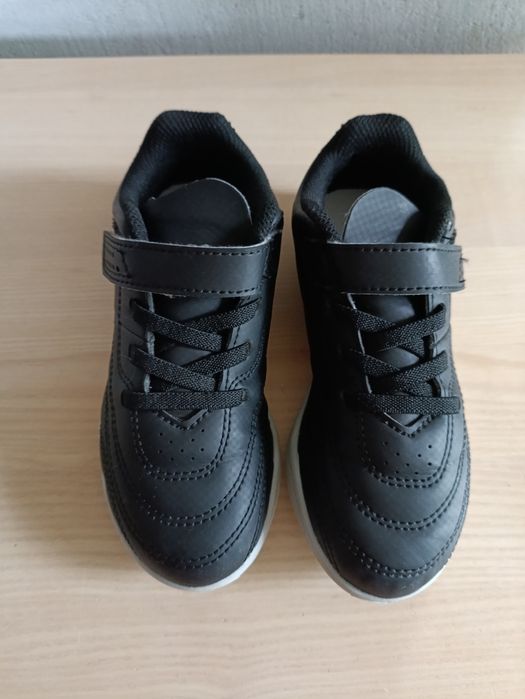 Buty do piłki nożnej halowej Kipsta Futsal 100 r.28