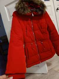 Куртка H&M червона жіноча