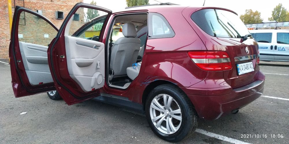 Mercedes-Benz B 180 CDI W245 Elegance. Продам. Срочно.