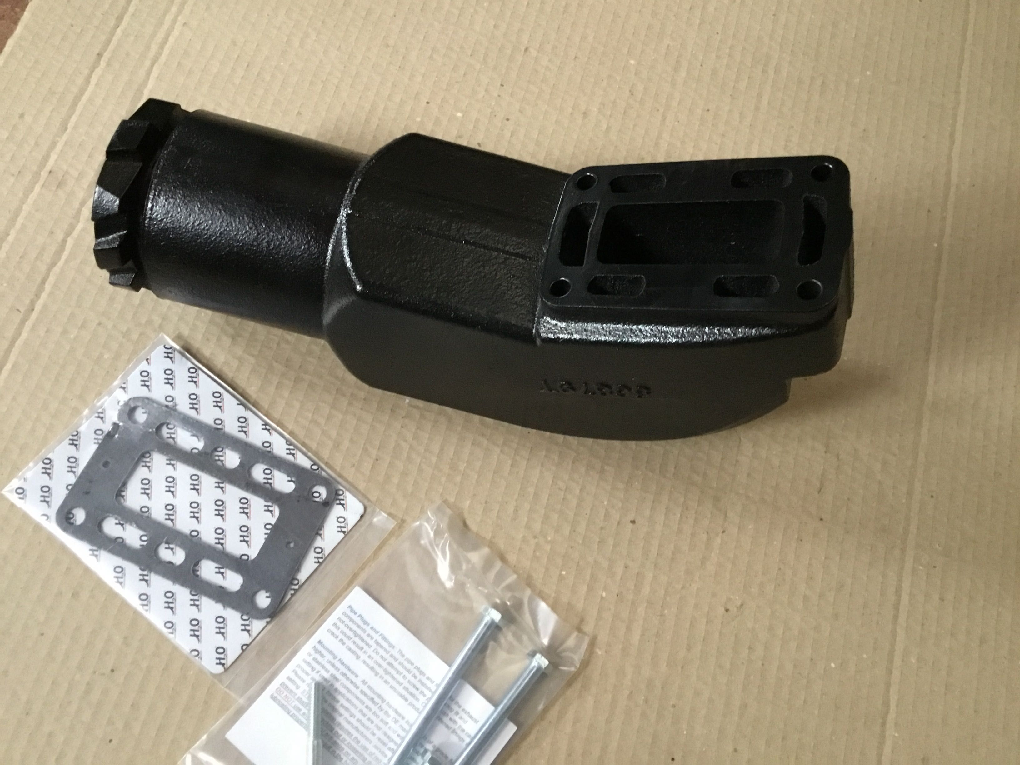 Коліно вихлопу V6 V8 Volvo Penta 856891  855384 Sierra 18-1935 1
