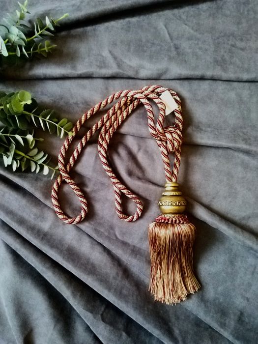 Аксессуары. Подвязки.