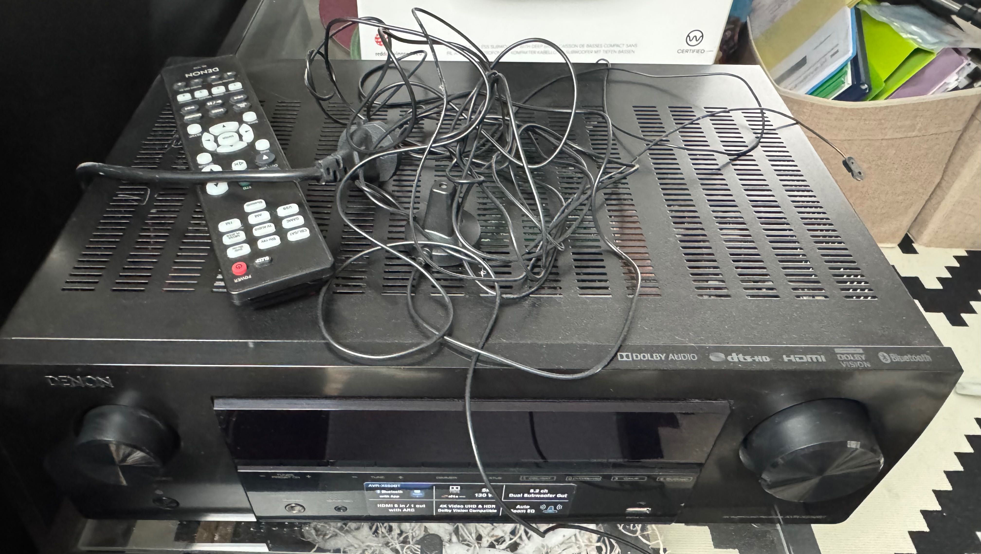 Amplituner Denon AVR X550BT
