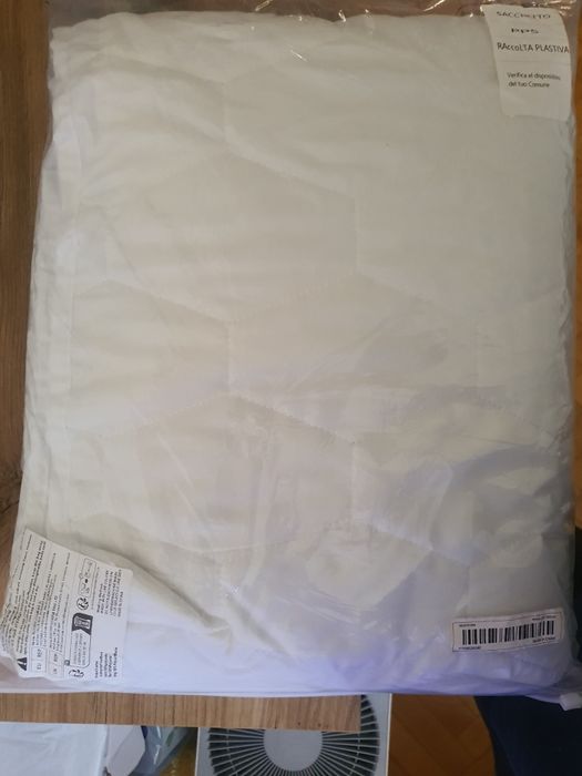 Pikowany ochraniacz na materac 140x200 cm