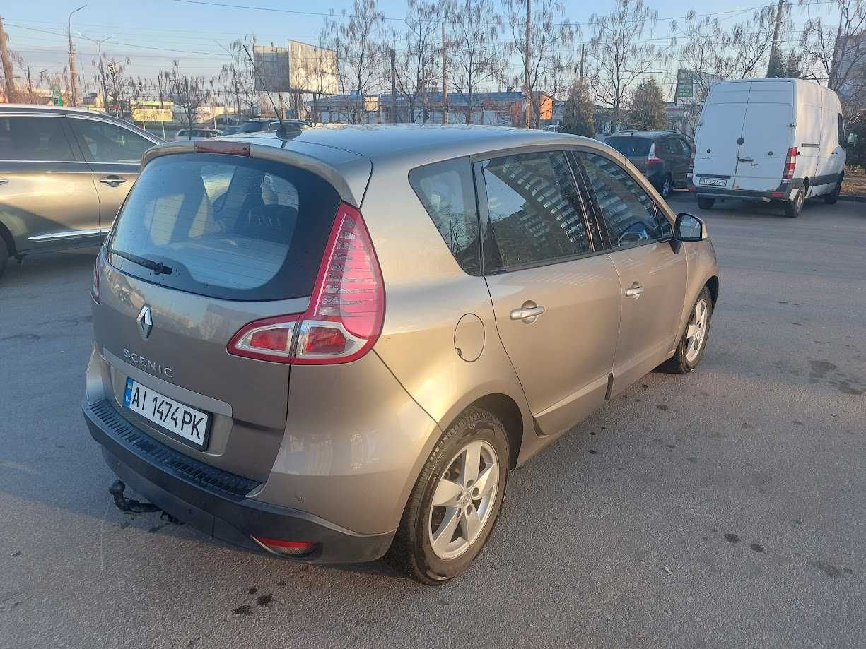 Renault Scenic 3 2009 2.0, бензин, автомат (варіатор)