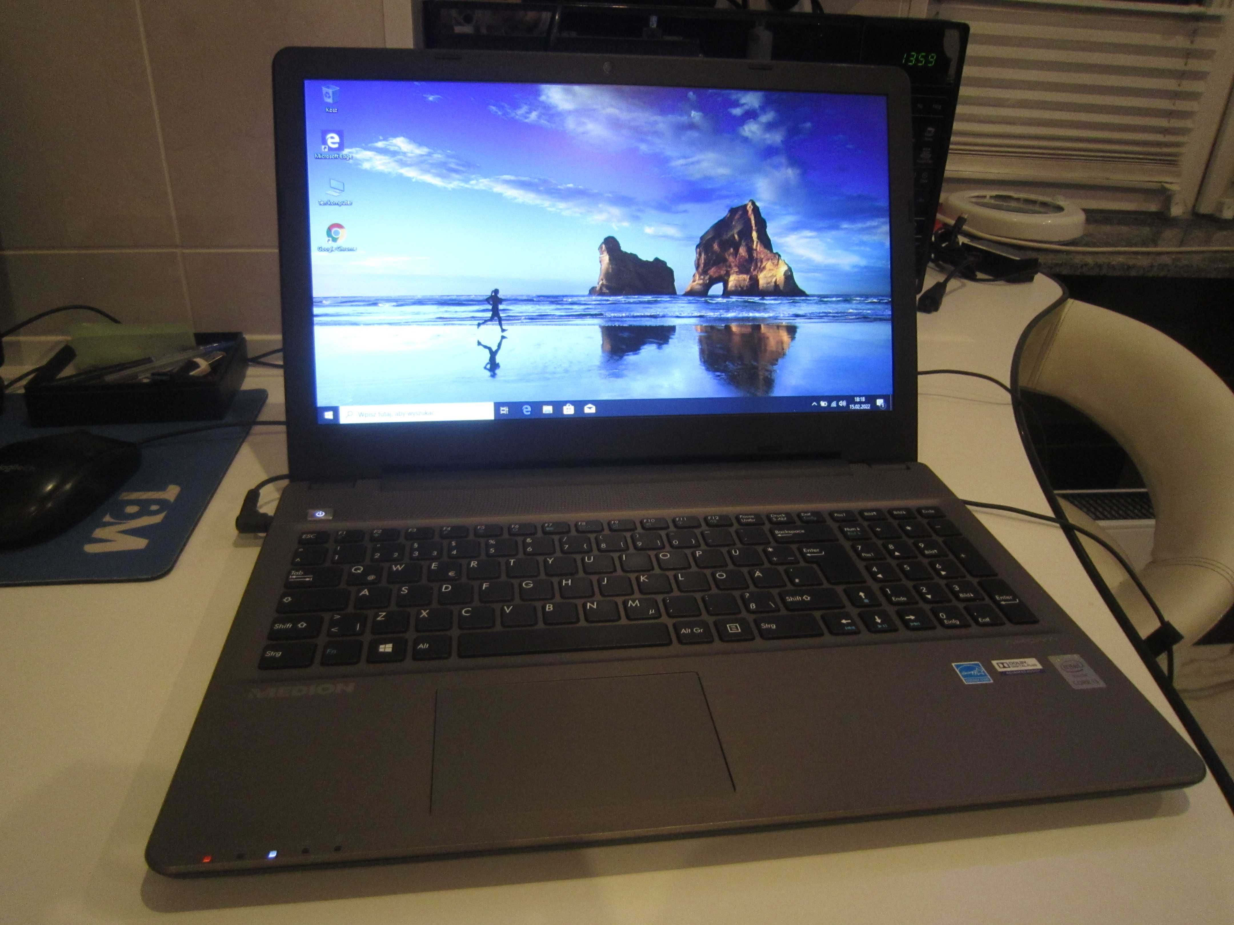 Laptop Medion Akoya E6416, i3, 8GB, SSD 256GB, 15,6''mat