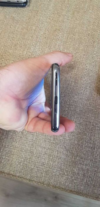 Телефон OnePlus nord 200