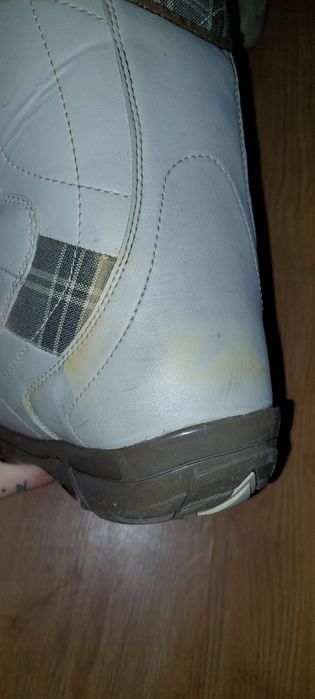 Damskie Buty snowboardowe- Deeluxe r.38