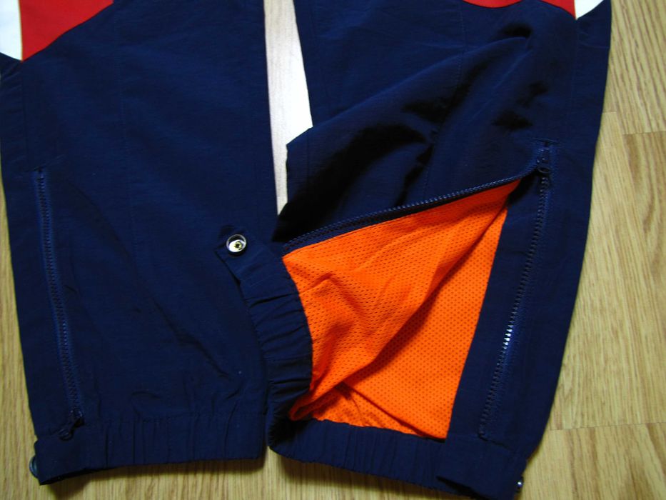 Męskie spodnie dresowe Superdry