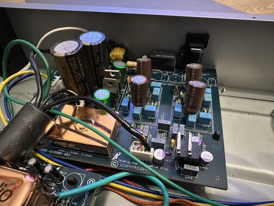 Modyfikowany Cambridge Audio azur 640C