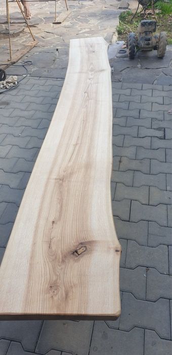 Стіл з дерева ясінь, з лавочками