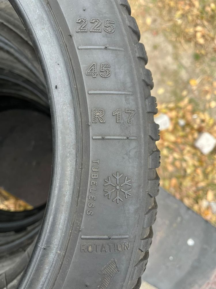 Шини 225/45 R17 Kleber Kristall HP 3 резина бу зима