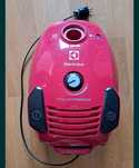 Odkurzacz Electrolux UltraSilencer EPF61RR