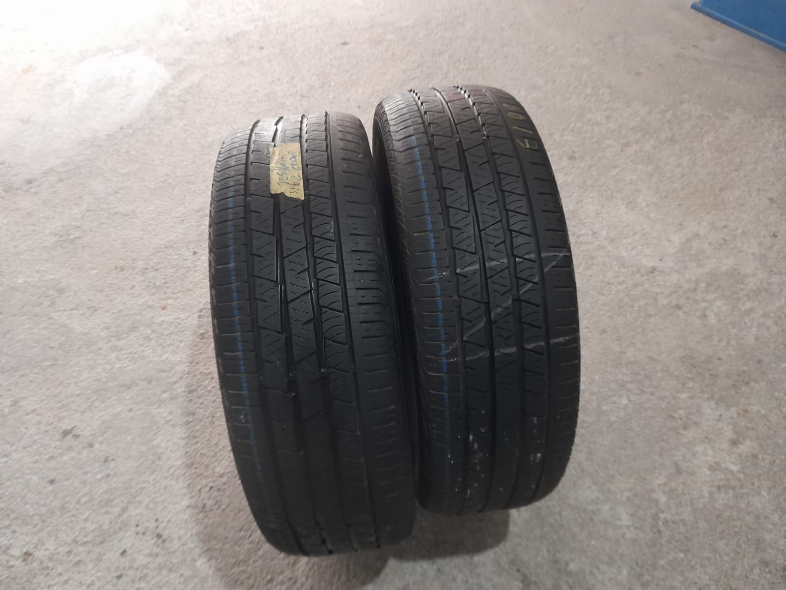 2 pneus 225/60R17 Continental