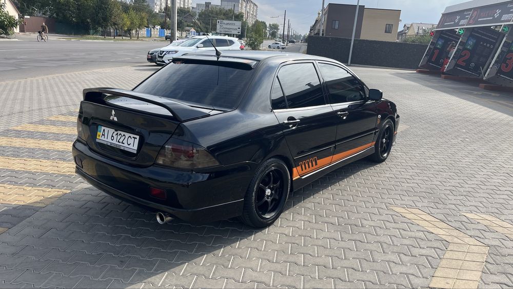Lancer 9 2.0 sport