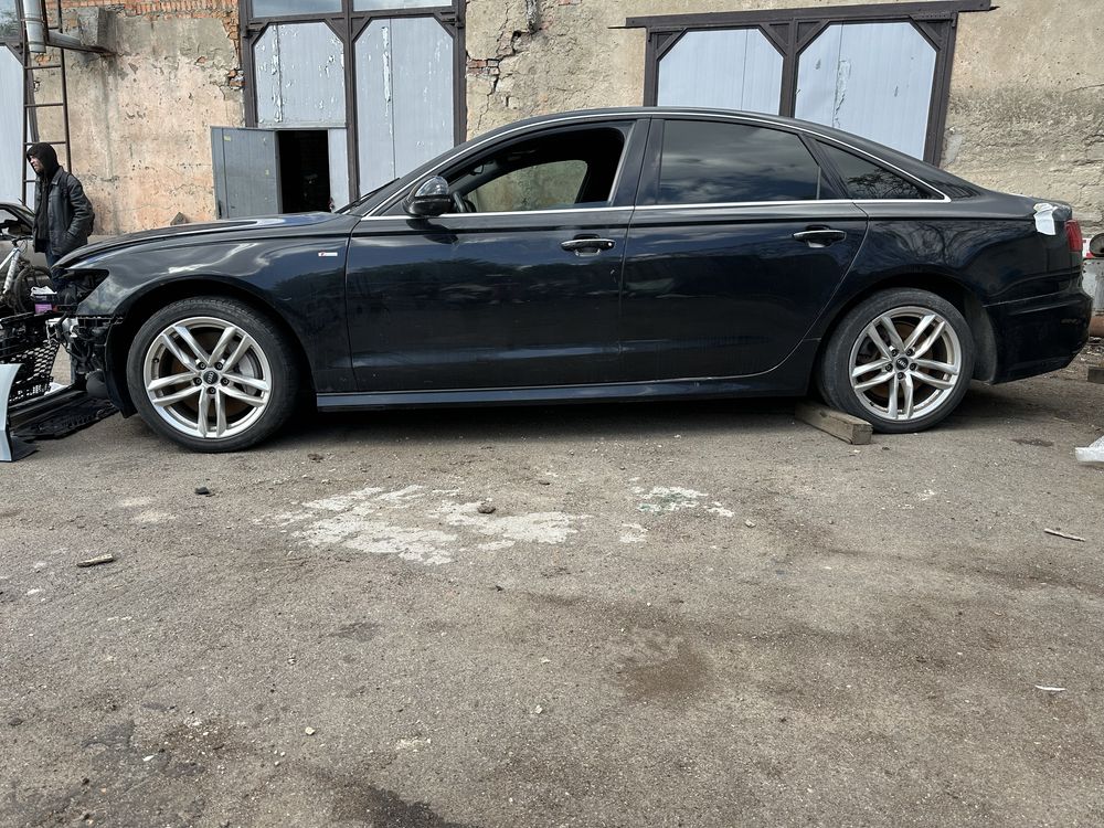 Audi A6 2017 під ремонт