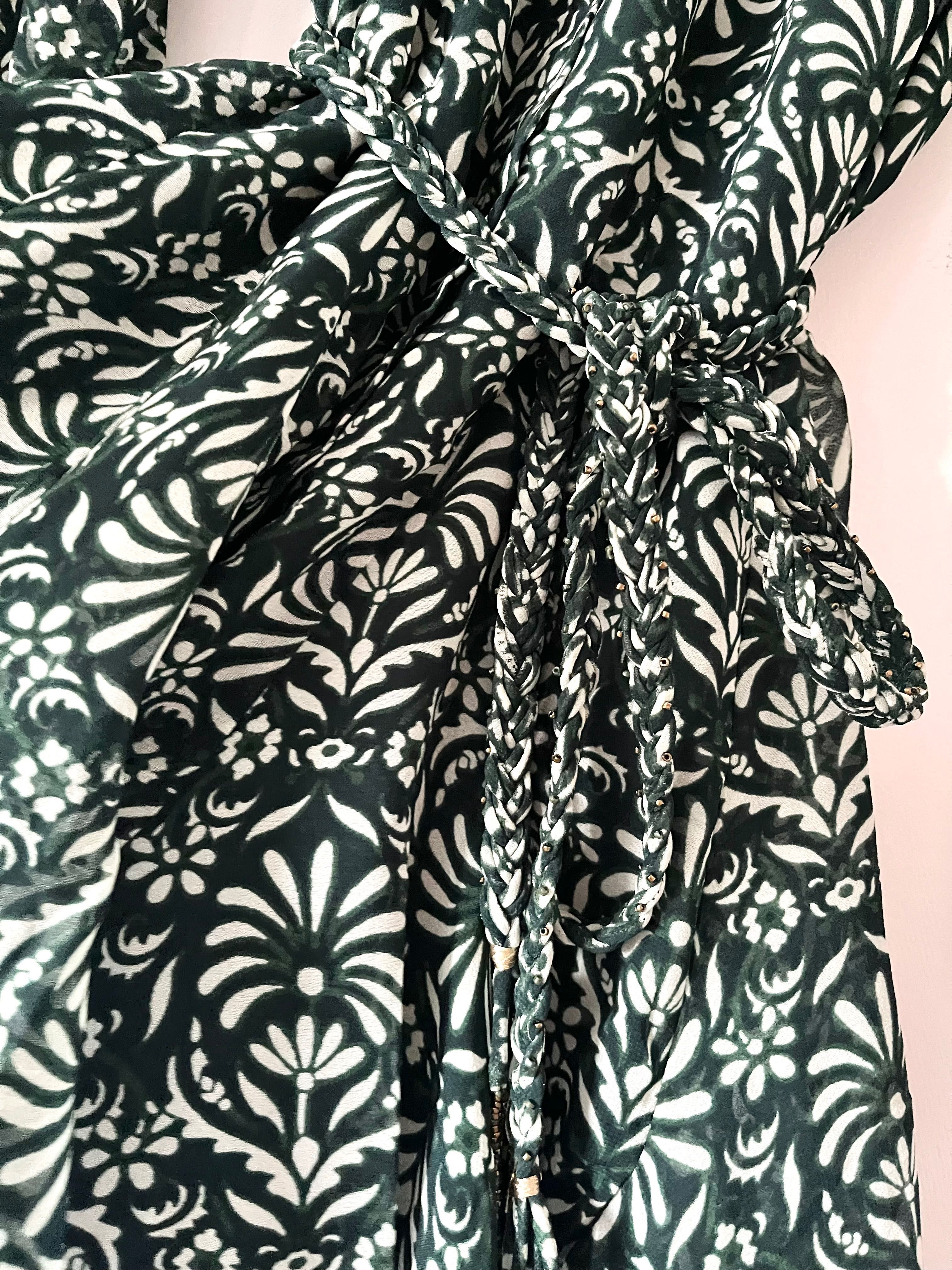 Sukienka Zara mini rozmiar XL butelkowa zieleń wzorki wiązanie w talii