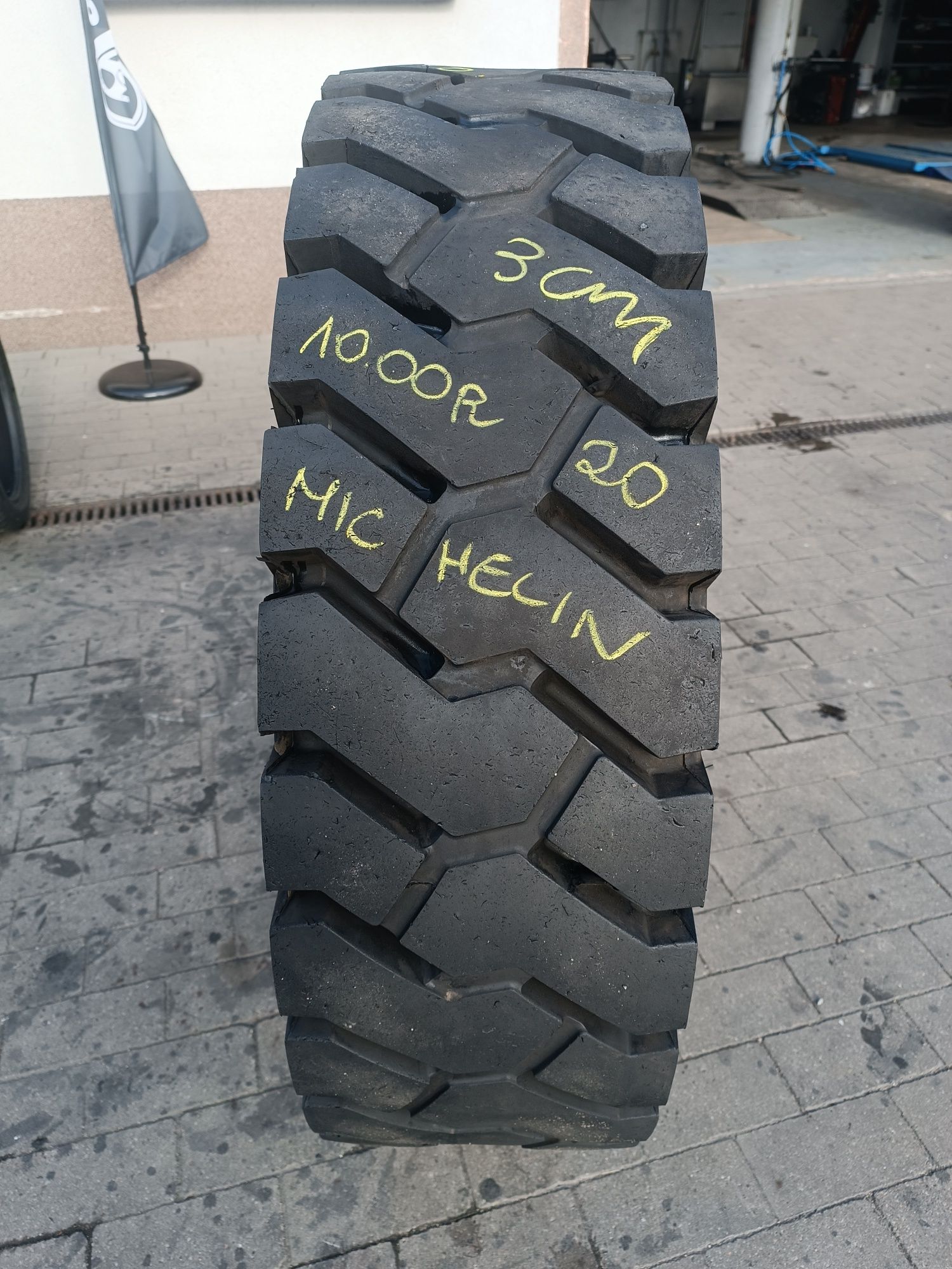 10.00R20 Michelin XZM Stabil'x 10.00-20