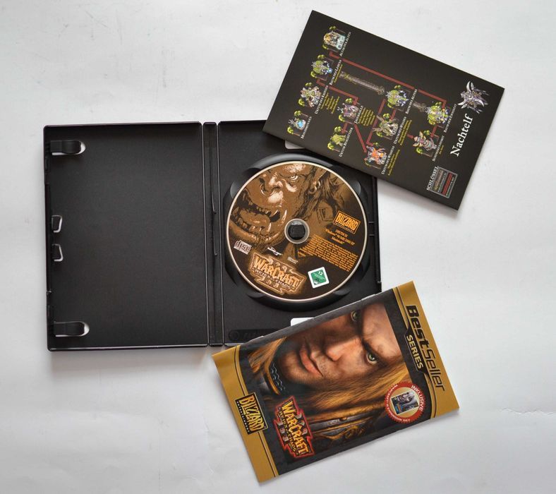 Gra: 	Warcraft III: Reign of Chaos	pc	Nośnik:	cd