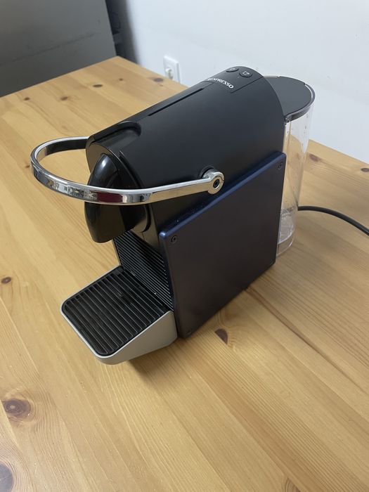 Maquina Nespresso Pixie Dark Blue