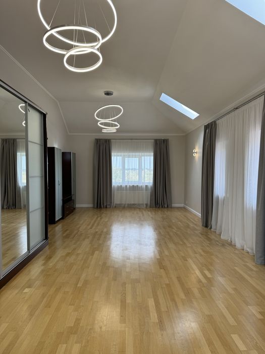 Оренда Будинку с. Погреби біля річки Десна з новим ремонтом Сауна