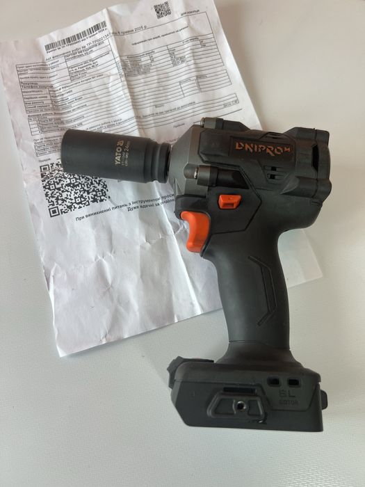 гайковер  Dnipro-M DTW-201BC Compact з головкою Yato 24