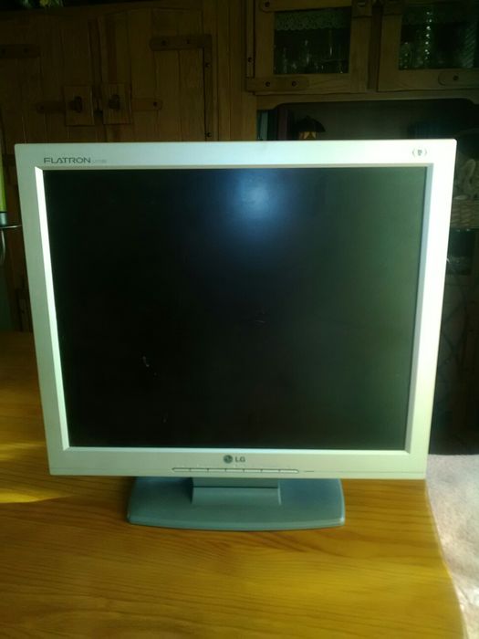 Monitor 15'' LG flatiron
