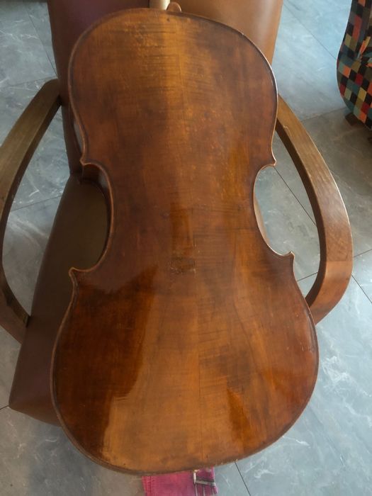 Piękna wiolonczela francuska , sygnowana , 1840r , certyfikat