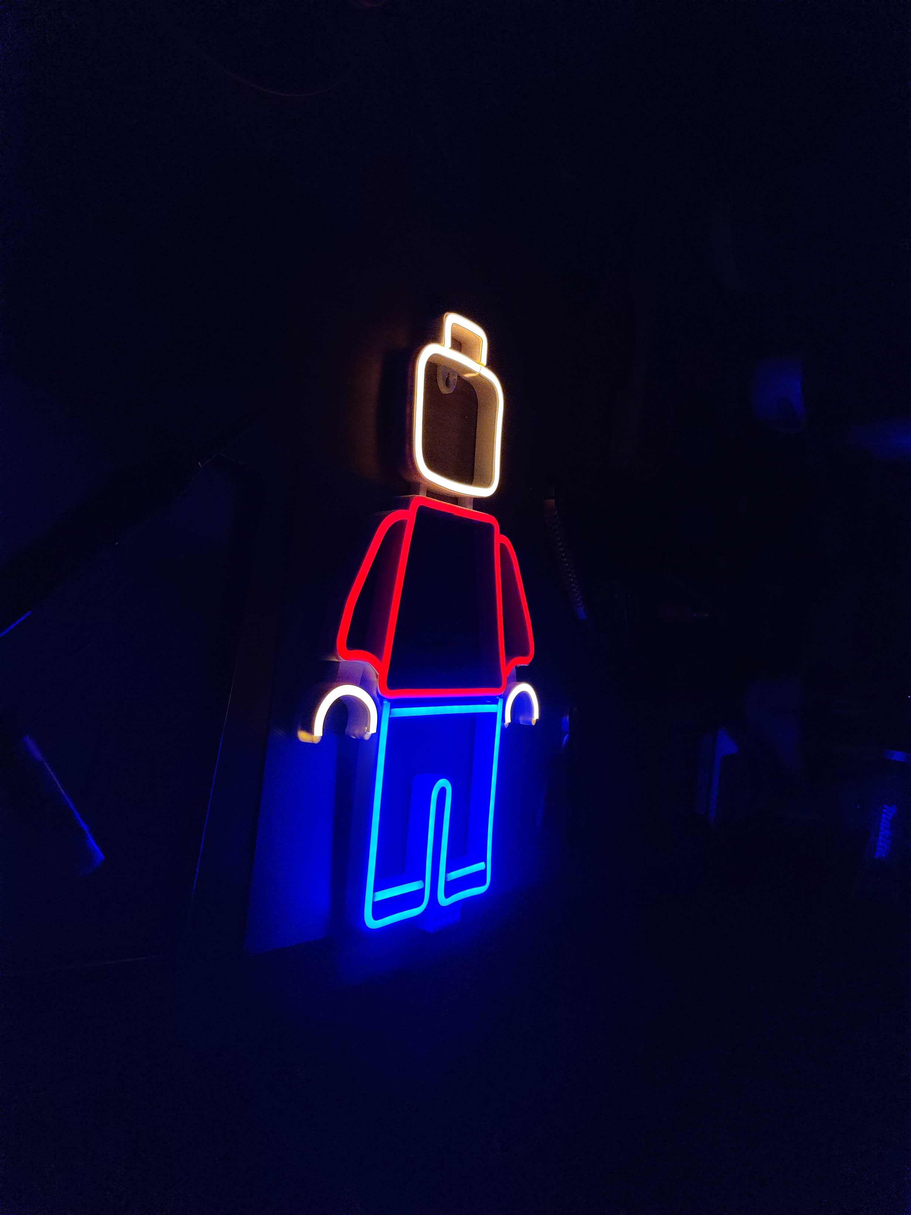 Neon LED ludzik LEGO - lampa, oświetlenie