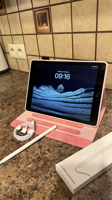 Tablet iPad Apple Retina 10” - TOUCH ID - PROCREATE + nowe etui