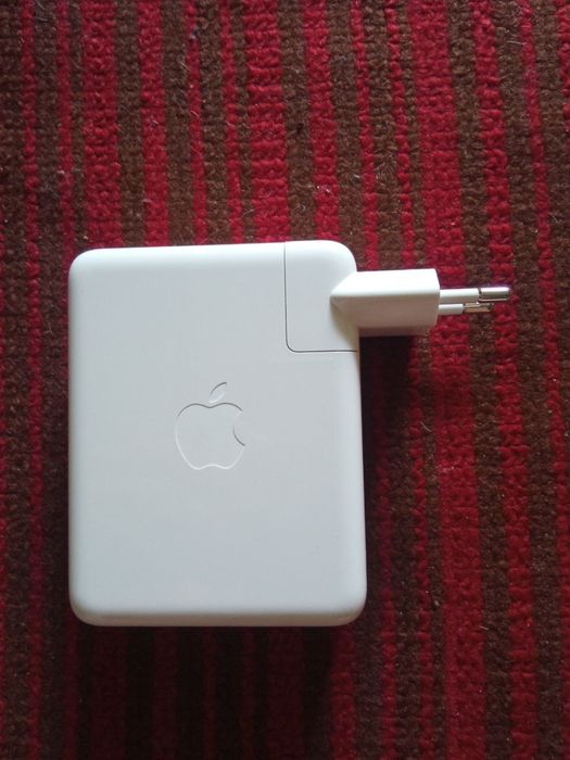 Блок живлення Apple 140W