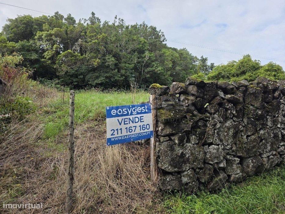Terreno com Potencial de Construção - Cabeço Chão, Bandeiras, Ilha ...