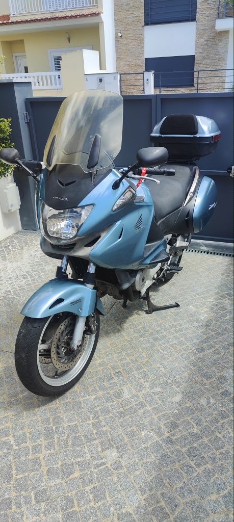 Honda Deauville NT700 - ABS - 17850 kms